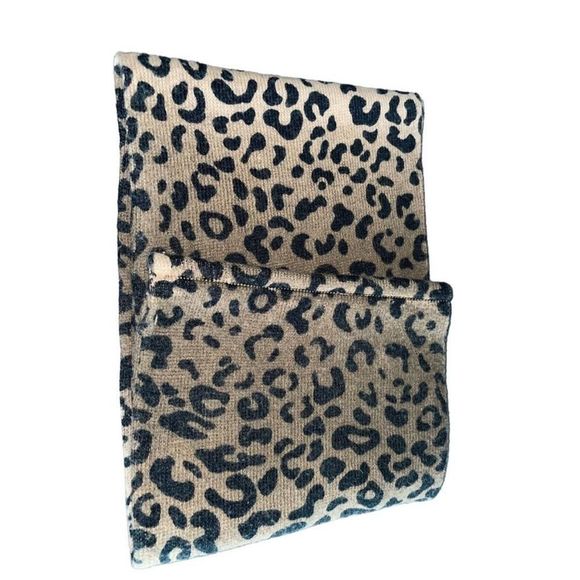 Cheetah Print Infinity Scarf - Bid Now = Discounted Shipping - Picture 5 of 8
